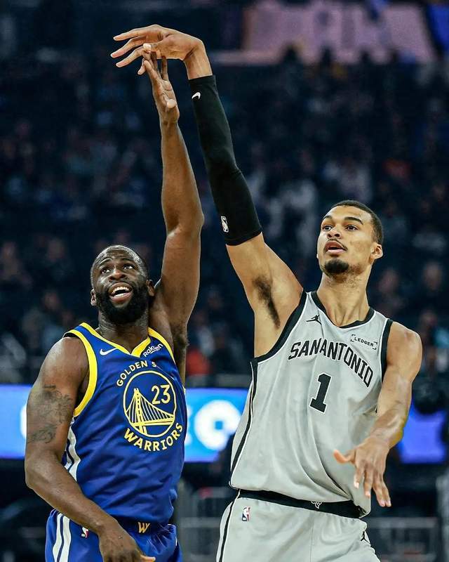 乐鱼体育网站-22岁把历史纪录当白菜捡，文班亚马这个赛季有多离谱？