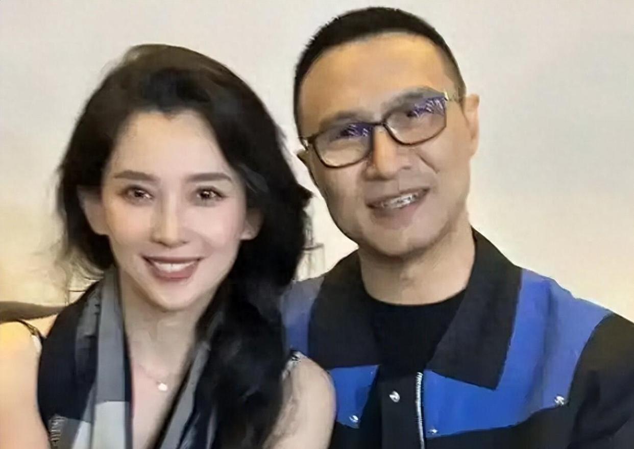 乐鱼体育官网-汪峰官宣恋情才2年，森林北重蹈章子怡覆辙，汪峰或魔咒失灵